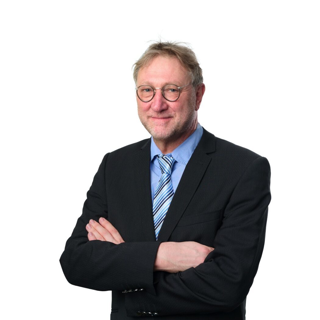 Dr. Geert Hollanders